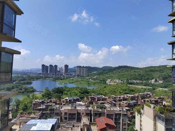 贵阳花溪清溪路保利溪湖a区保利溪湖三房全景看湖  拎包入住2000一个