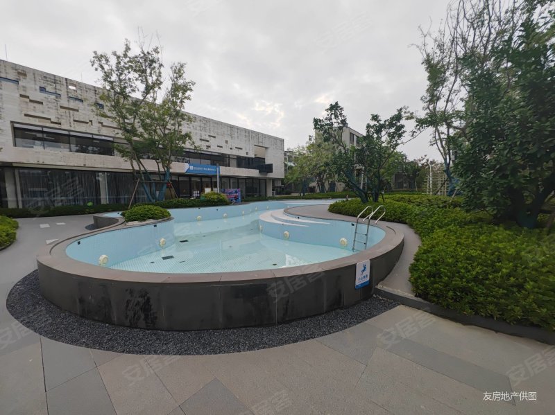 上海房产网>上海二手房>崇明二手房>陈家二手房>东滩云墅(别墅)>800