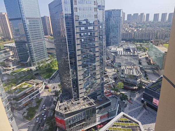 重庆渝北照母山金科时代中心照母山金科商圈轻轨5号线,周边配套成熟