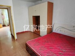 丹东振兴六纬路小学学区未来城附近 桃南小区步梯三楼两室 简单装修 包取暖出租房源真实图片