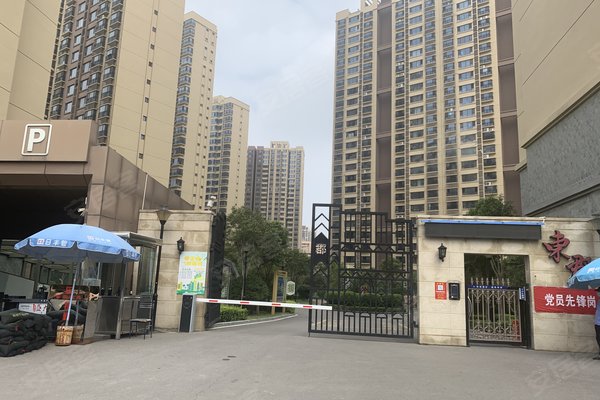 不足,水岸华庭东郡怎么样,水岸华庭东郡周边房产中介经纪人评价-运城