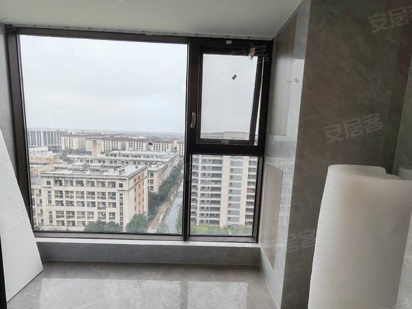 台州椒江下陈旭辉府旭辉府精装3室出租 飞跃集团旁 小区环境舒适出租