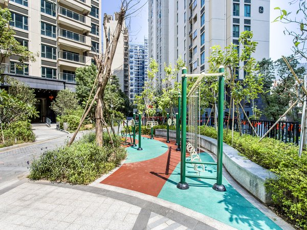 深圳南山前海深物业前海港湾花园已改竖厅采光通风好三房户型诚心出租