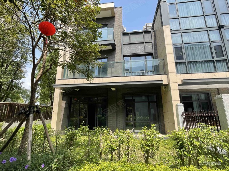 东莞房产网>东莞二手房>石排二手房>石排城区二手房>旭辉江山墅(别墅)
