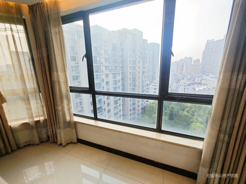 胜利门 中大颐和湾 凤凰城 4房2厅 167平 市中心