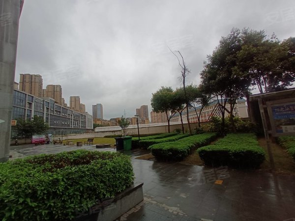 重庆渝北回兴玫瑰城创业园整租渝北回兴南方翻译学院旁精装1室,配套