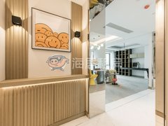 武汉硚口汉正街复星外滩中心御江廷 4室2厅3卫 193平 拎包入住出租房源真实图片