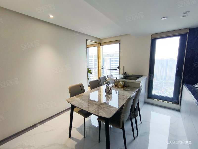 誉峰遇见2室2厅2卫43.75㎡南北42万