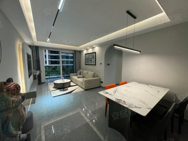 乐购租房,(实拍)万家风华三室一厅一厨二卫精装修民水民电天然气车位