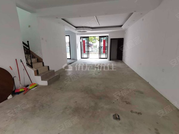 【多图】香港花园(别墅),南湖广场租房,南湖广场,琅西市场旁,联排别墅