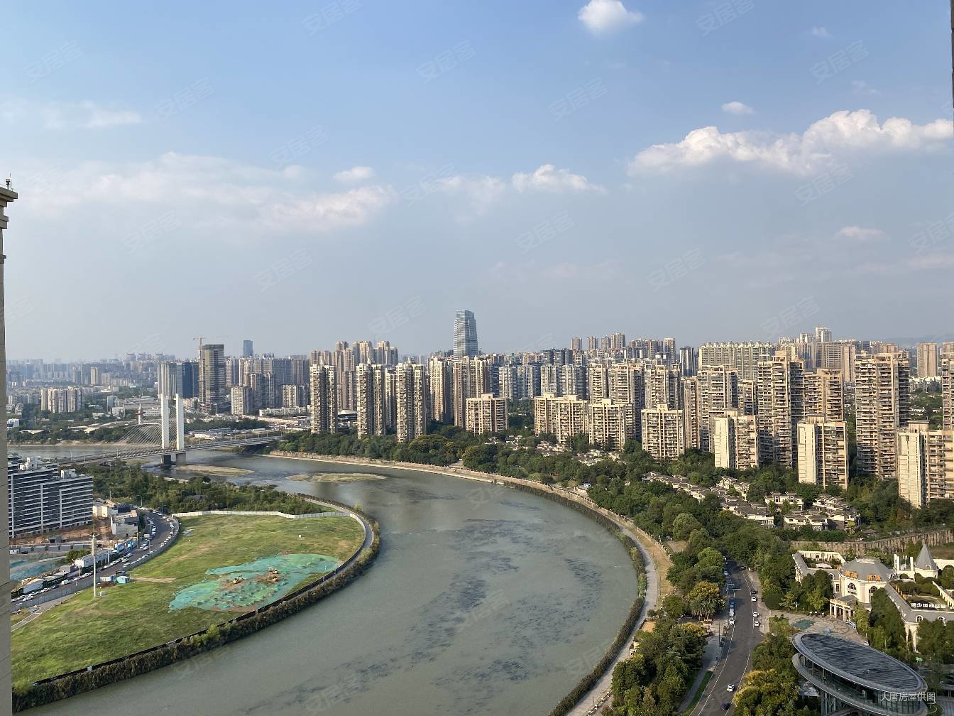 恒大天府半岛四期3室2厅2卫113.66㎡东北279万