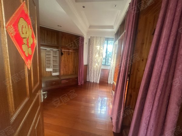 金华东阳东阳江北海德国际社区水岸绿庭(A区)可做电商245平精装带车位 有个大院子一年包物业出租房源真实图片