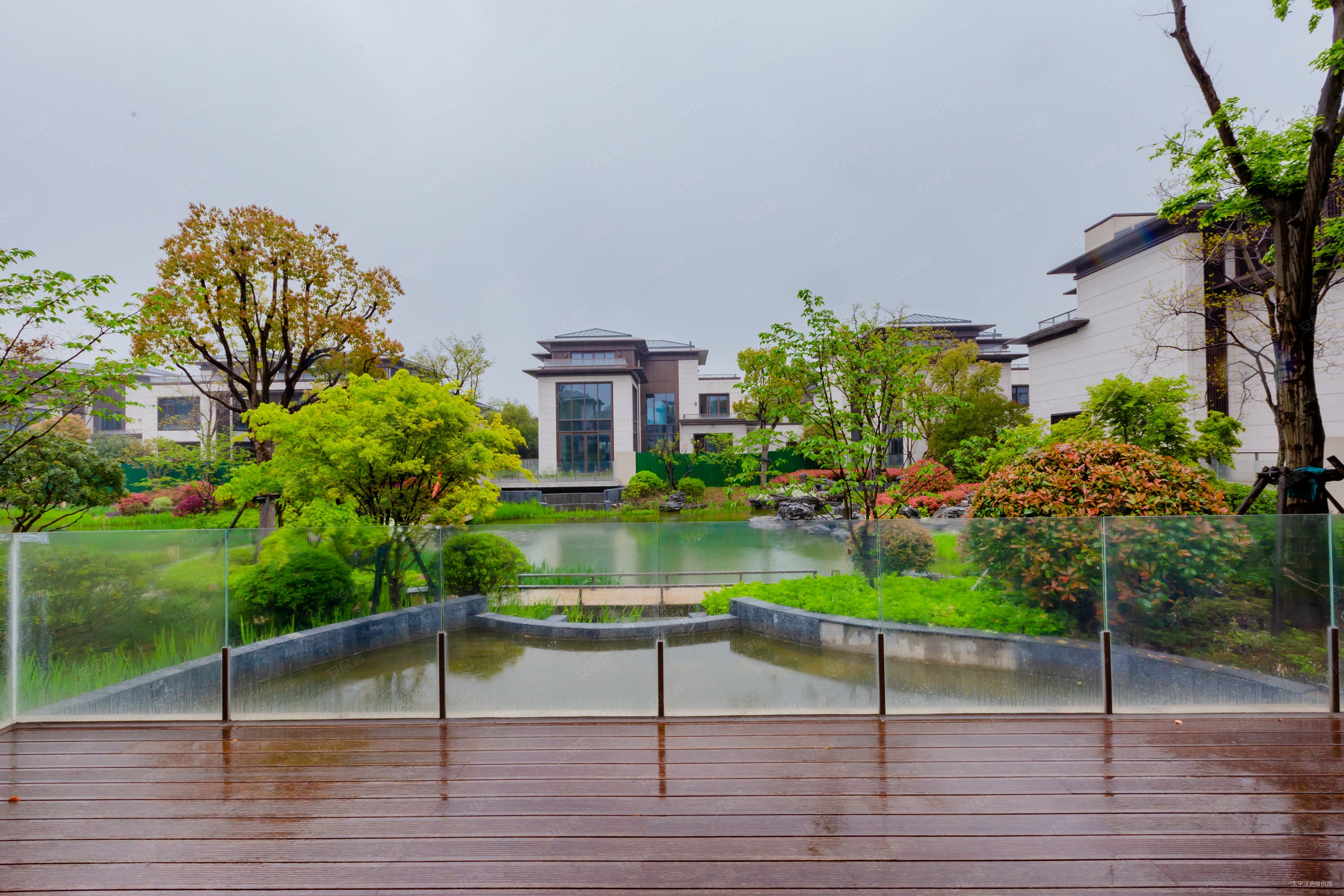 上海房产网>上海二手房>浦东二手房>碧云二手房>碧云尊邸(别墅)>