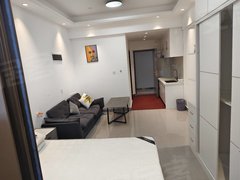 临沧临翔凤翔押一付三租房,佤山凤城公寓,第一次出租出租房源真实图片