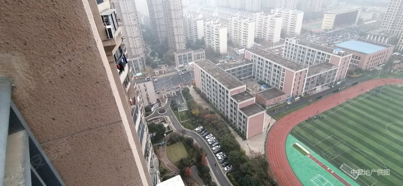 华地公馆西区出行方便南北通透高楼层采光充足带电梯