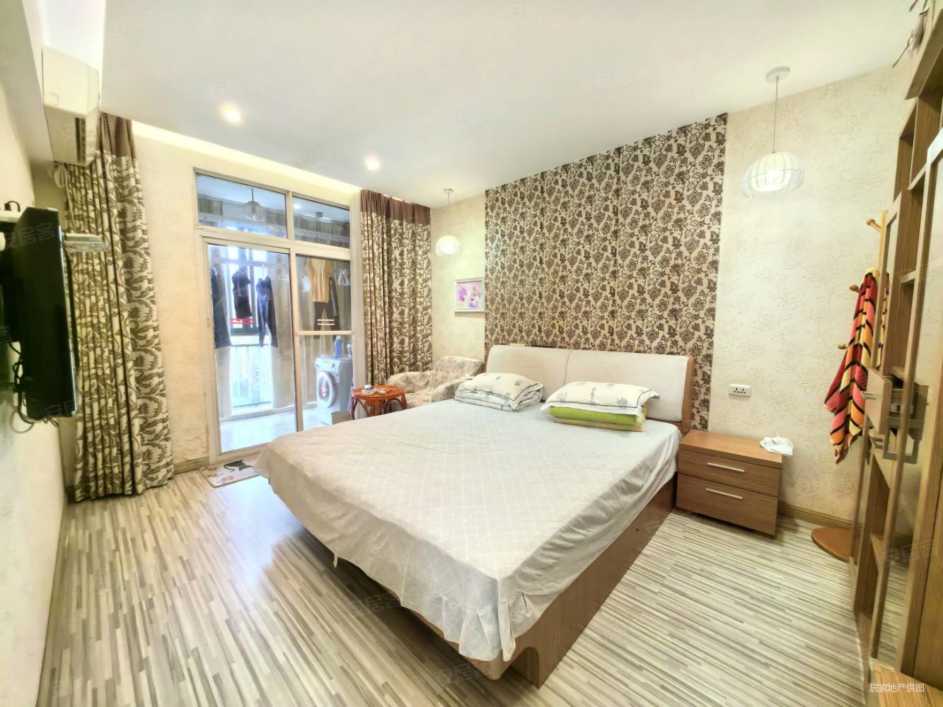 天虹金福园3室2厅1卫127㎡东西63万