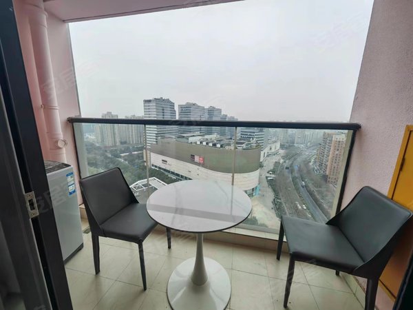 【多图】御峰大厦,申花租房,萍水街,御峰大厦,城西银泰城,独立单间