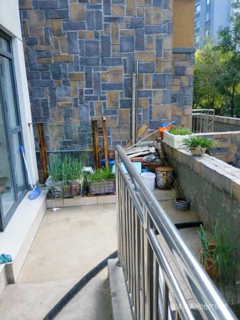 天一绿海揽秀园3室2厅1卫97.93㎡南北139万