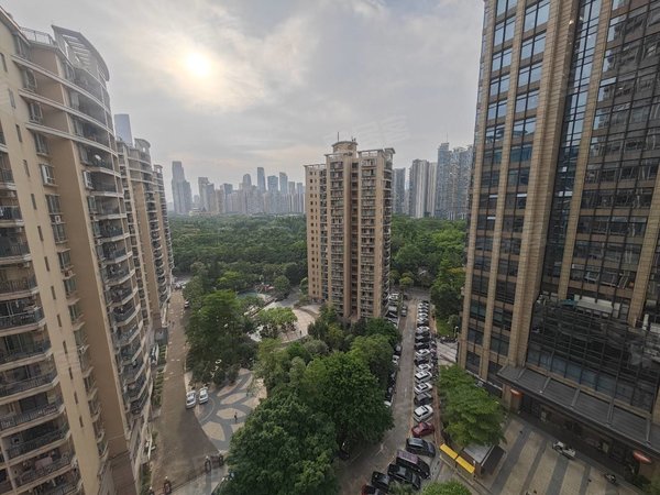 【多图】珠光新城国际,珠江新城东租房,复式loft一房一厅 带阳台安静