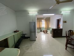 河池宜州宜州城区宜州老汽车总站2房2厅1卫配有空调步梯低楼层出租房源真实图片