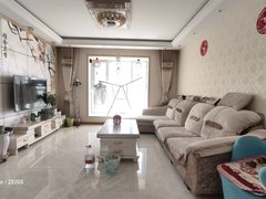 巴音郭楞库尔勒新市区九鼎市场旁,冠农花园,城邦电梯中层三室精装出租房源真实图片