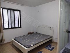 铜陵铜官万达广场此房只针对女生出租有独立卫生间，距离大润发万达非常近出租房源真实图片