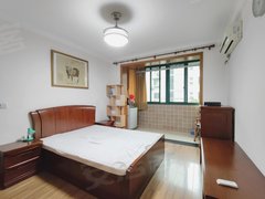 上海宝山共康精装修两房 中间楼层 家具全配 拎包入住 看房随时出租房源真实图片