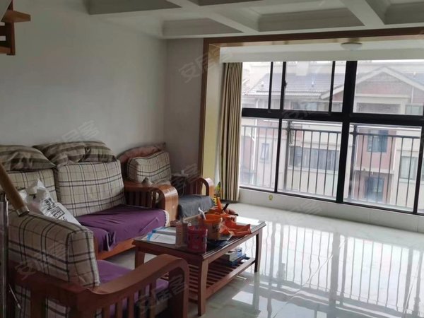 【多图】鸿威鸿景华庭,锡北租房,精装三房!拎包入住!另有两房!电梯房!