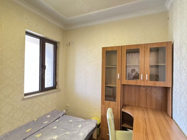 包头九原富力城富力城(EFG区)富力城 117平 三居室 欧式风格 带全套家具家电 拎包入住出租房源真实图片