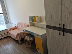 庆阳西峰西峰城区六中后门万辉单间580可冼澡可月付有网拎包入住,价格美丽出租房源真实图片