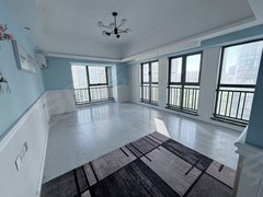 武汉沌口开发区体育中心经开万达可短租 可月付 随时看 地铁口 拎包入住 楼层朝向好出租房源真实图片