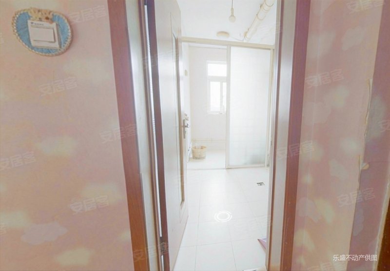 怡馨苑三居室双卫单价7000了