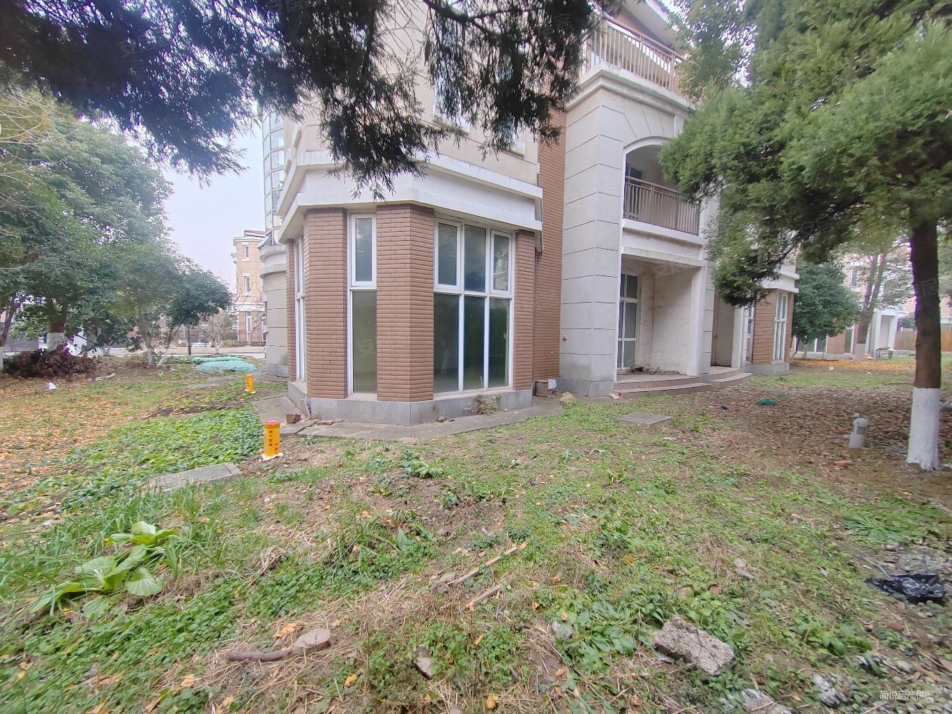 花都艺墅(别墅)二手房,1499万,5室2厅,4卫,255平米-昆山安居客