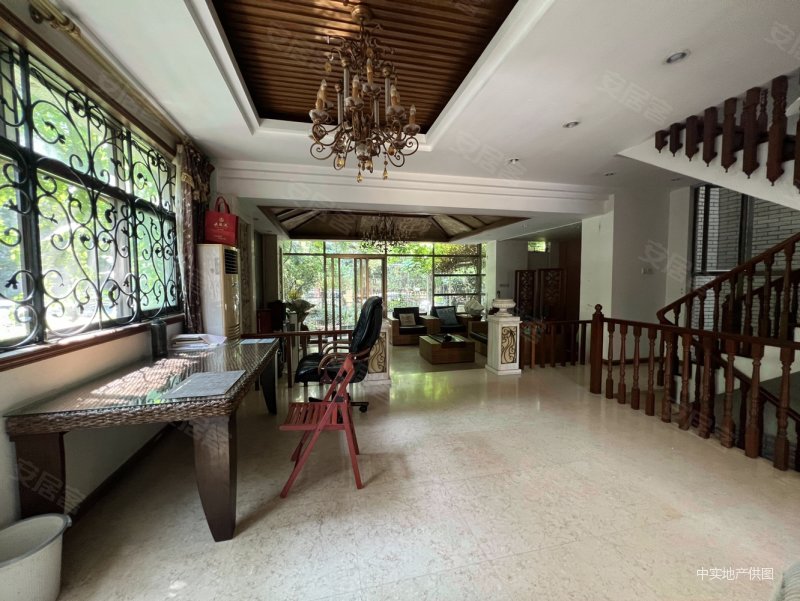 石竹山水园(别墅) 精装好房 满五   商品房 低容积