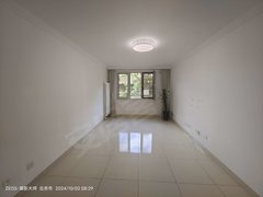 北京怀柔怀柔城区胜悦居小区(13号院)~电梯房 空房出租 居住舒适 环境优美出租房源真实图片