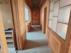 日照东港老城区大润发南 二小旁八建家属院144平3室2厅家具家电齐全650出租房源真实图片