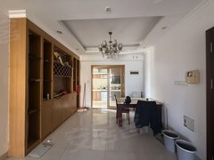 东莞莞城莞城中心富盈东方华府 4室2厅2卫  电梯房 精装修156平米出租房源真实图片