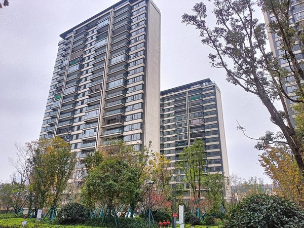 昆明官渡董家湾保利明玥半山新小区 地铁口 保利明玥半山 精装好房