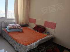 乌海海勃湾万达广场京海城家泰电梯14楼 ，年租18000家具家电齐全有空调，出租房源真实图片