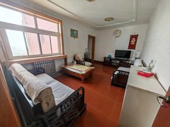 淄博临淄临淄一中医疗市立医院附近!电梯两室!三台空调!拎包入住出租房源真实图片