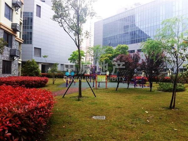 上海杨浦平凉路圣骊名苑圣骊名苑 交通便利,配套完善,环境优美,价格好