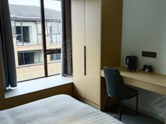 桐乡桐乡周边东兴商厦星火村单身公寓,一室一厅出租房源真实图片