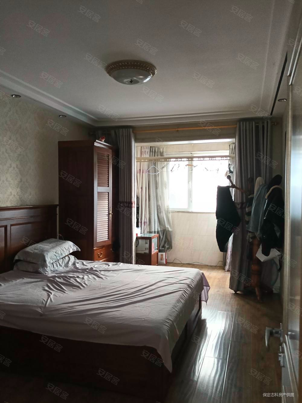 晨巍金地3室2厅2卫152.13㎡南北98.8万