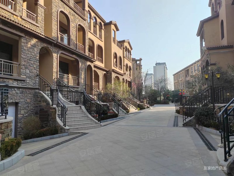 天诚蔷薇公馆二手房,256万,4室2厅,3卫,150平米-西安安居客