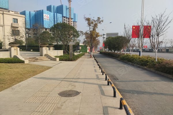 好不好_中介房产经纪人:吴朋对万科滨河道的评价-长沙安居客