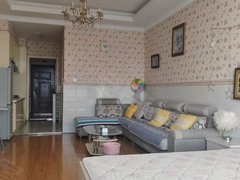 平湖平湖市区市区大润发附近华润阁一室一厅一卫一厨精准修包入住整租公寓民用水电出租房源真实图片