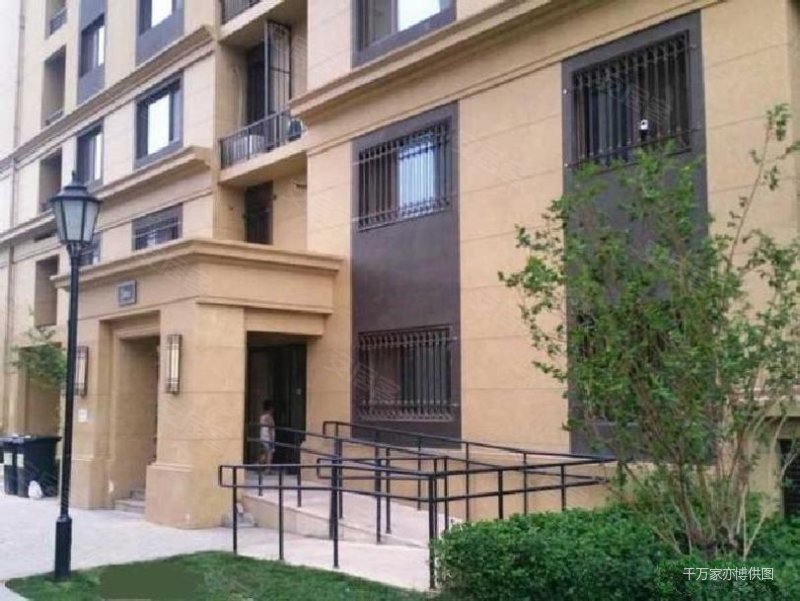 必卖好房现190!满五年精装两居 亦庄南海雅苑北区 中间楼层