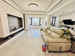 厦门集美集美新城地铁口 真实现代风  全智能进口家具 二装50万 带浴缸出租房源真实图片