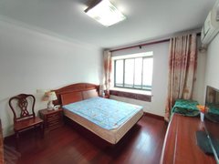 上海徐汇上海植物园正规3室便宜出租了！急急急！出租房源真实图片