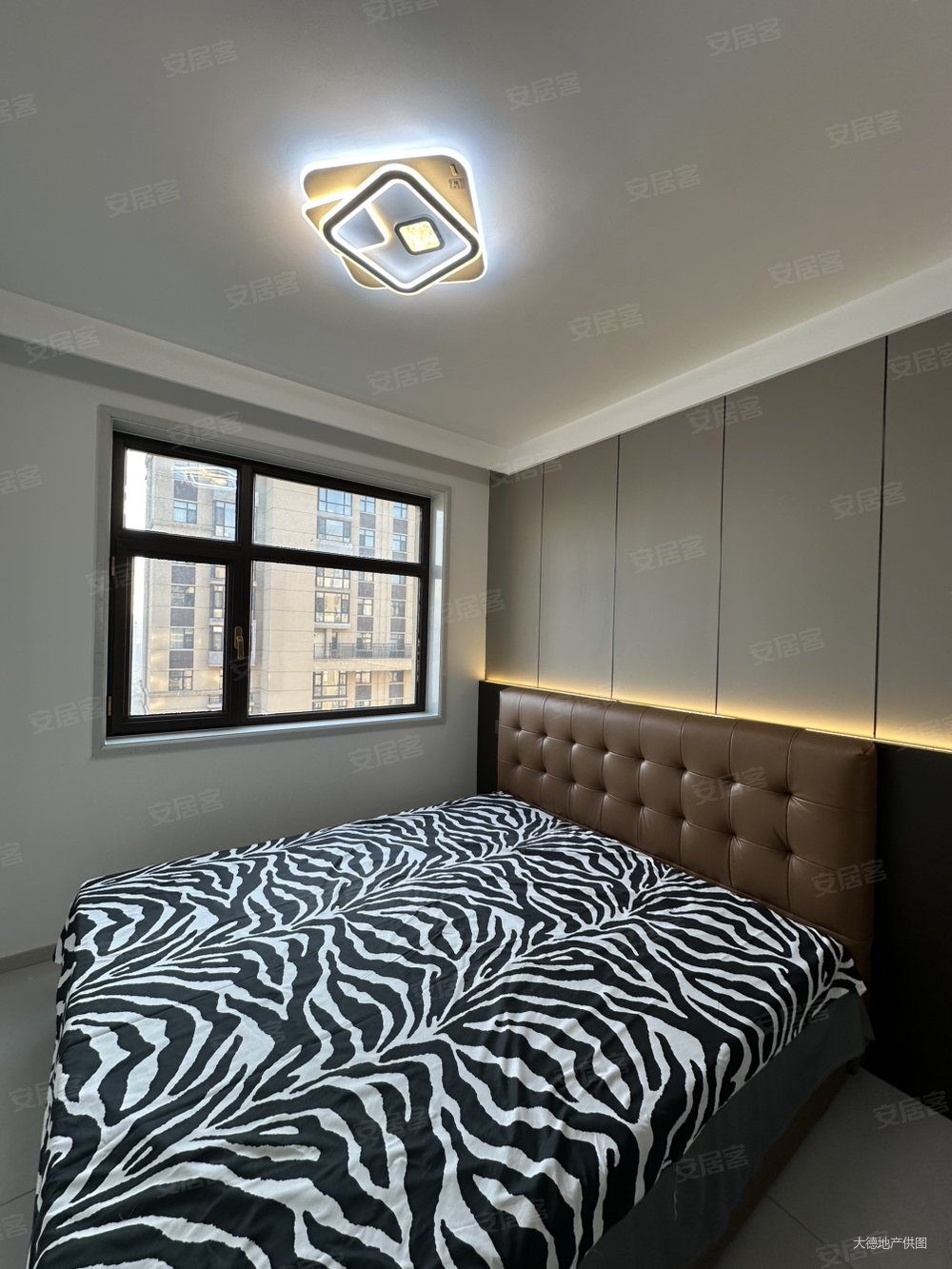 紫堤东郡3室2厅1卫101㎡南北48.8万